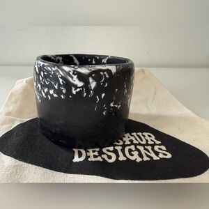 DINOSAUR DESIGNS Long Band Bangle Resin Bracelet - Black Marble